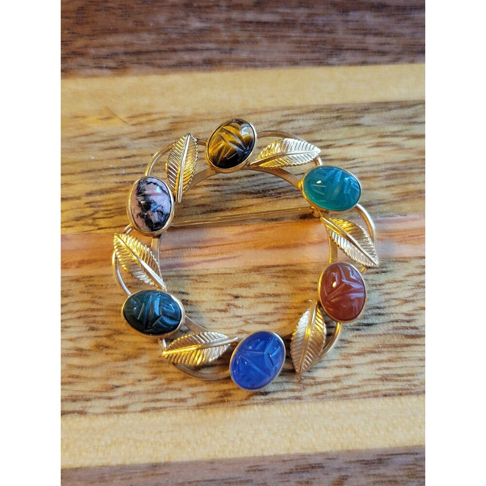 Vintage 12k Gold Filled V.D. Van Dell Carved Scarabs Multi Stone Wreath Brooch